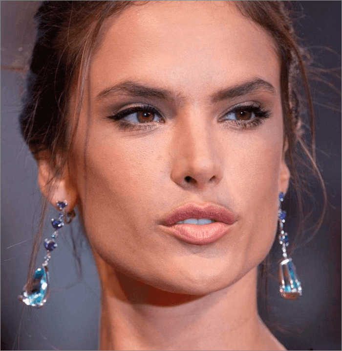 img/2021/01/plagin-portraiture-10.png 700x717